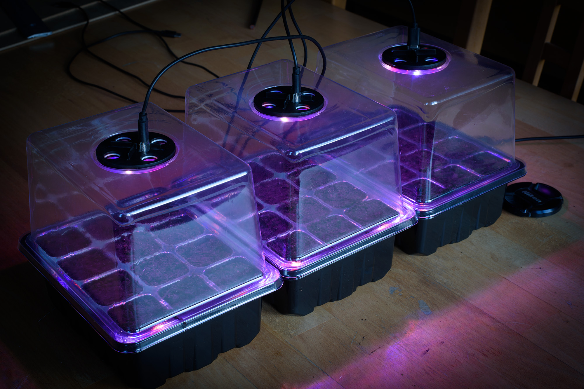 And built-in LED grow lights, with a timer!